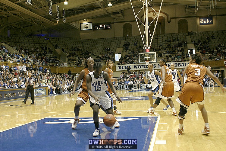 Bridgette Mitchell layup (1 of 2)